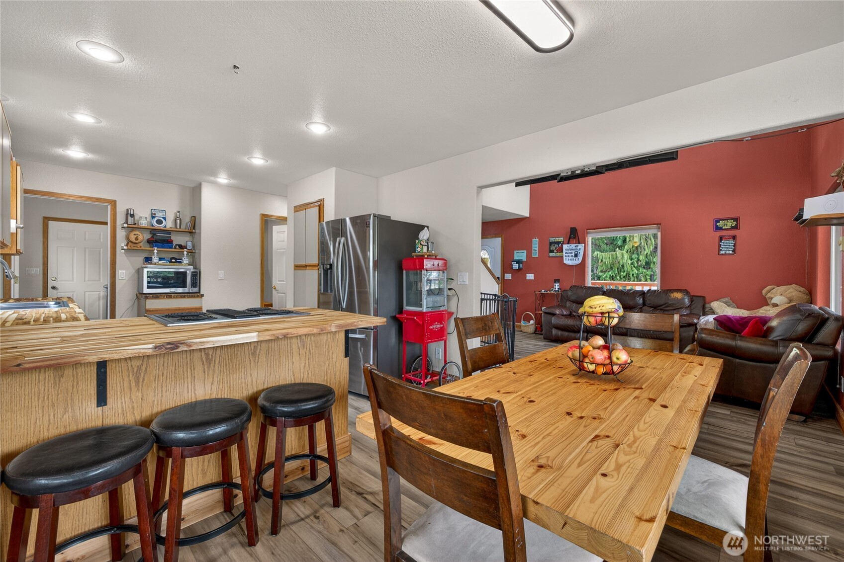 11090 Wending Lane Property Photo 9