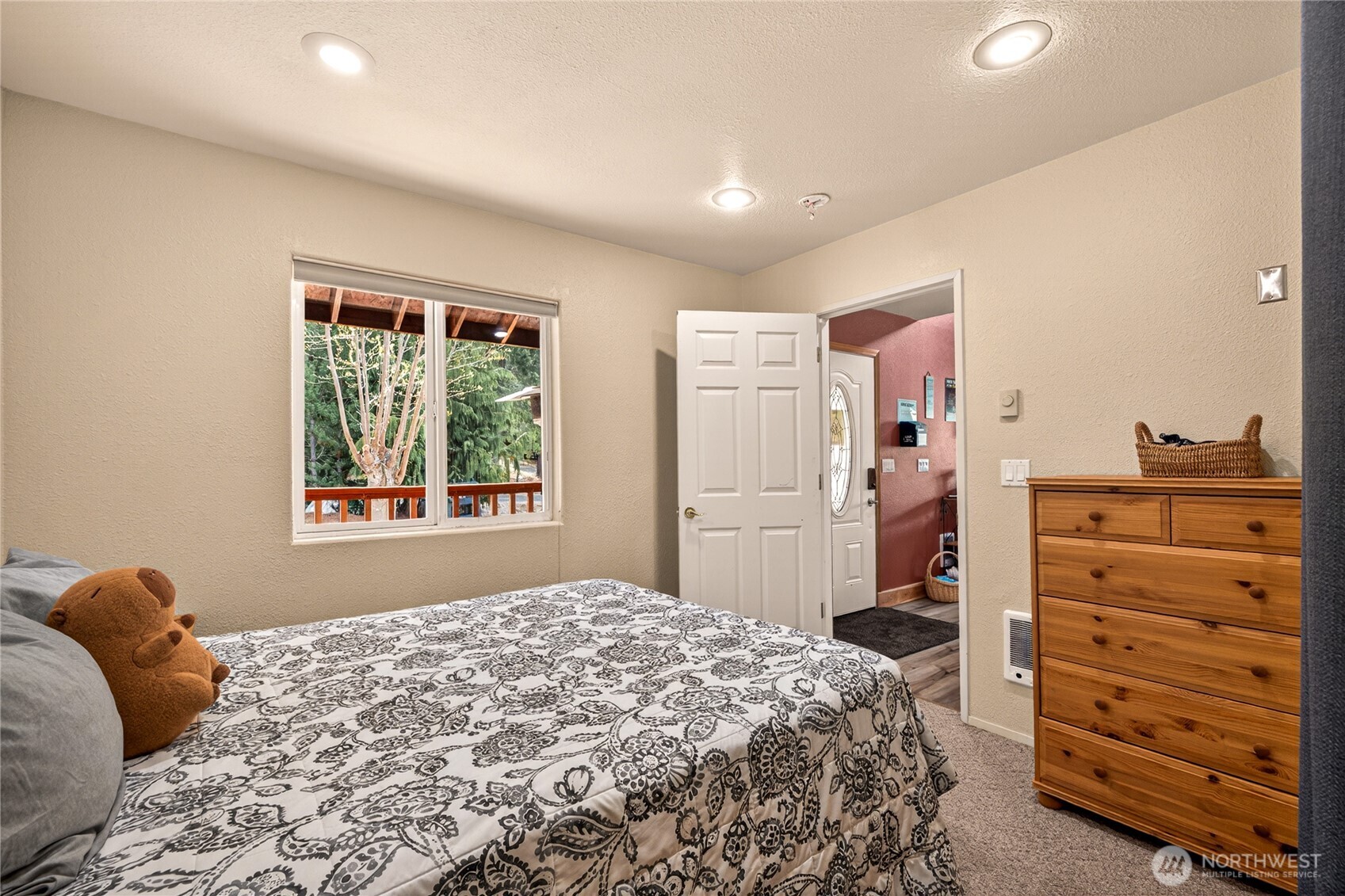 11090 Wending Lane Property Photo 13