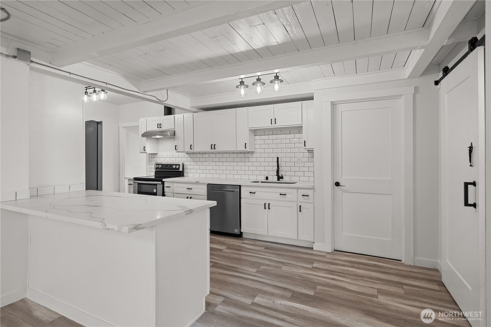 9419 Bridge Road Property Photo 11