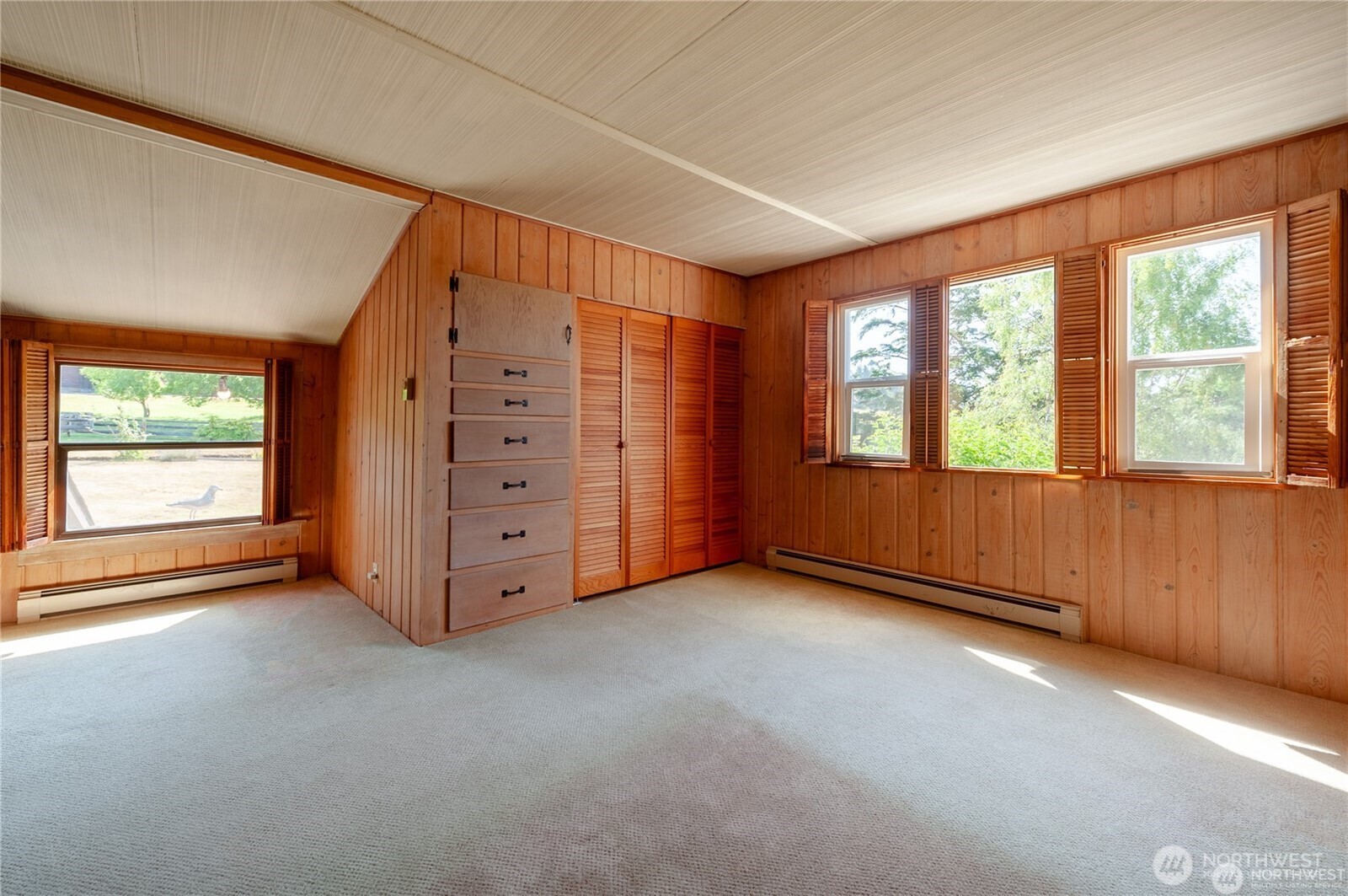 2395 W Shore Drive Property Photo 20