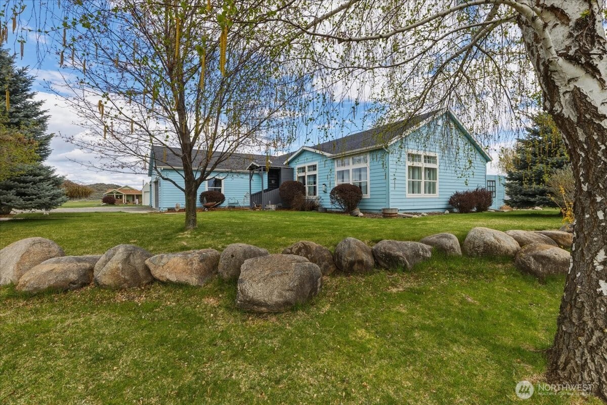 7 Horizon Drive Property Photo 5