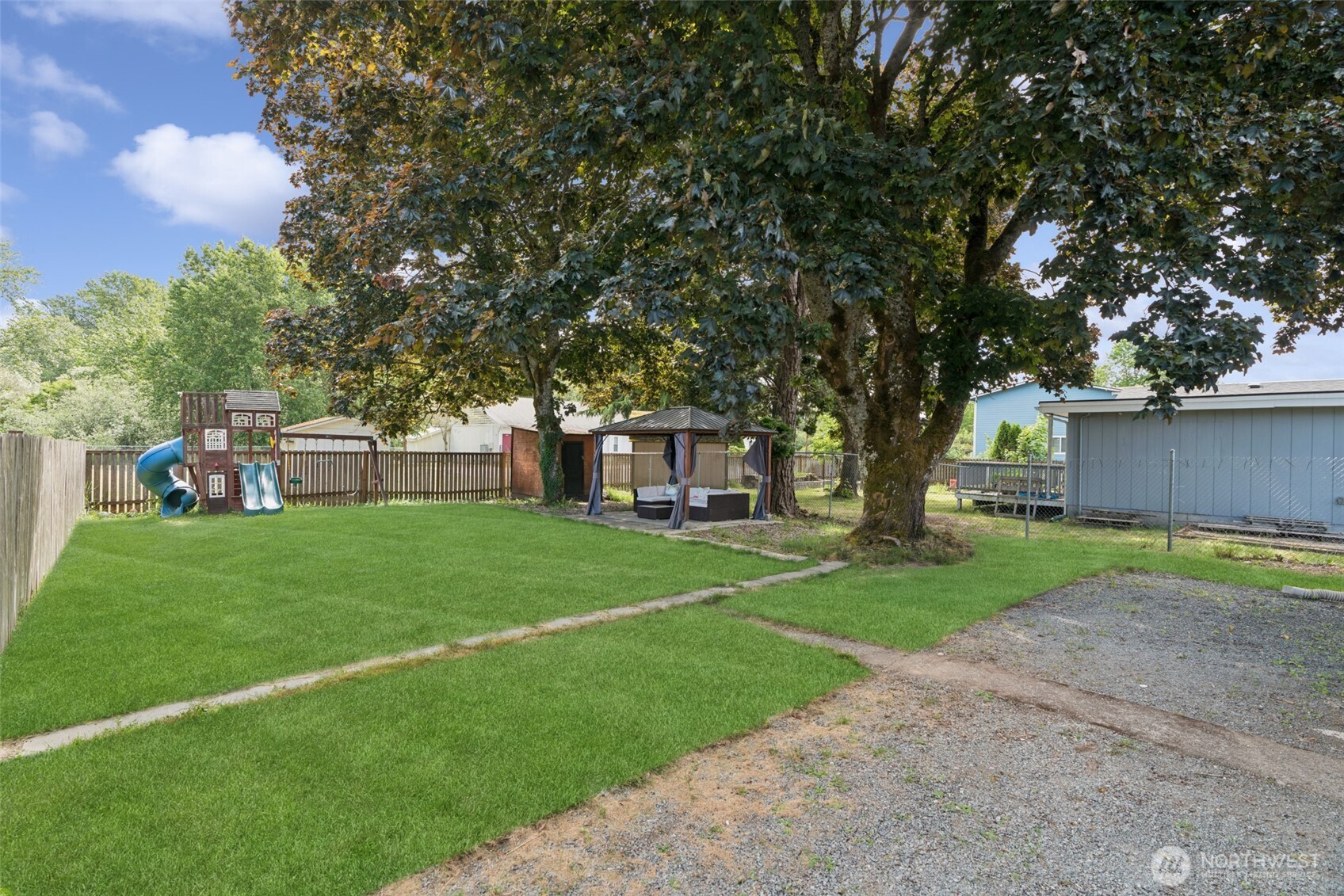 7609 A Street Property Photo 2