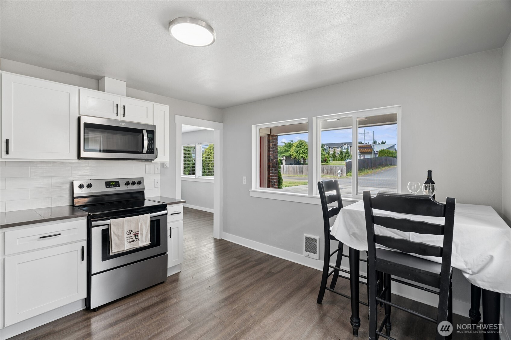 7609 A Street Property Photo 11