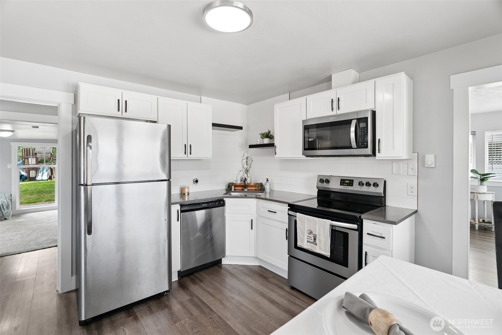 7609 A Street Property Photo 12