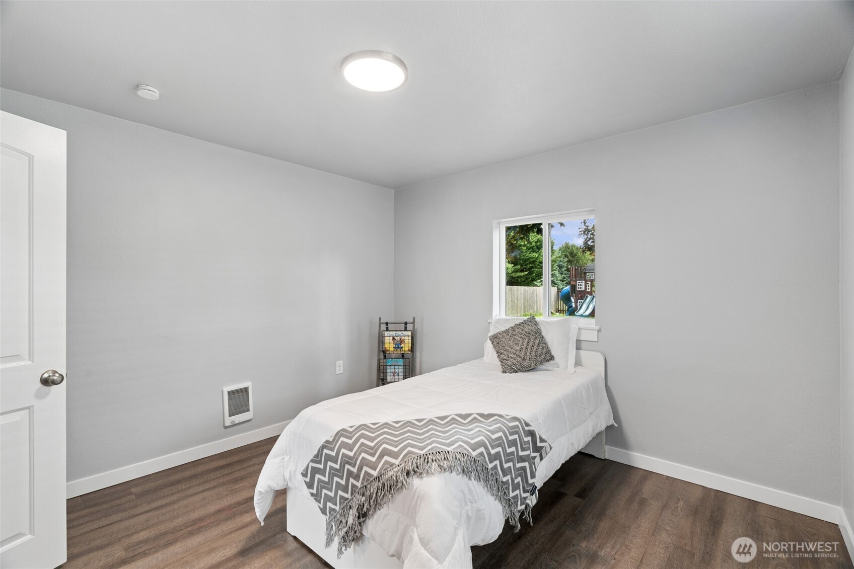 7609 A Street Property Photo 17