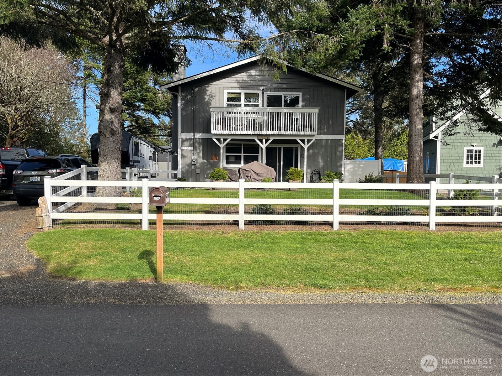 102 N Narwhal Loop Property Photo 1