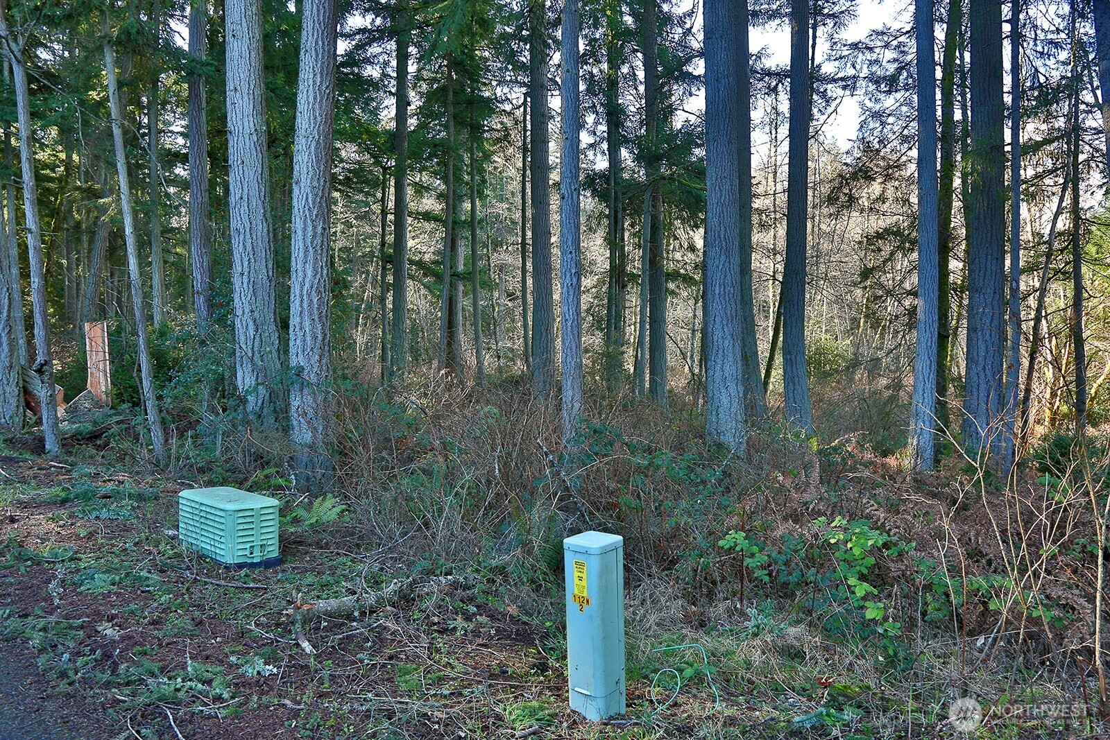 6880 Holst Road Property Photo 11