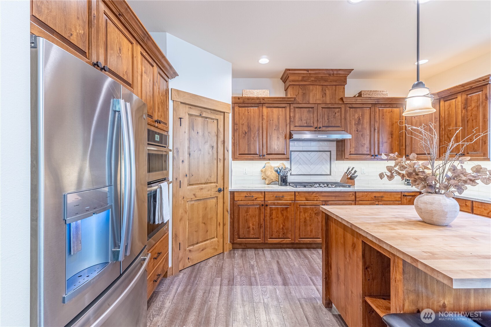 3690 Suncadia Trail Property Photo 11