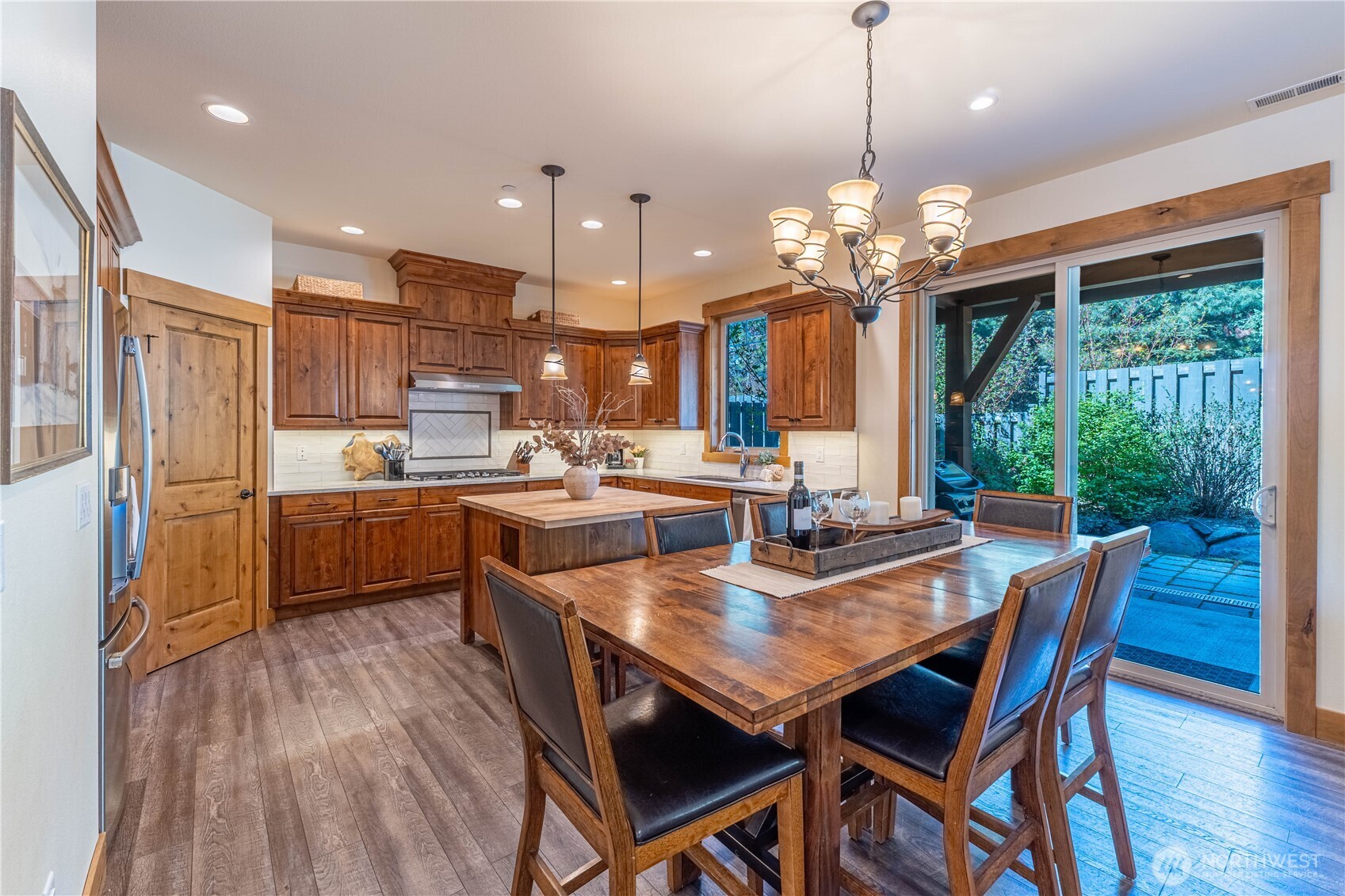3690 Suncadia Trail Property Photo 12