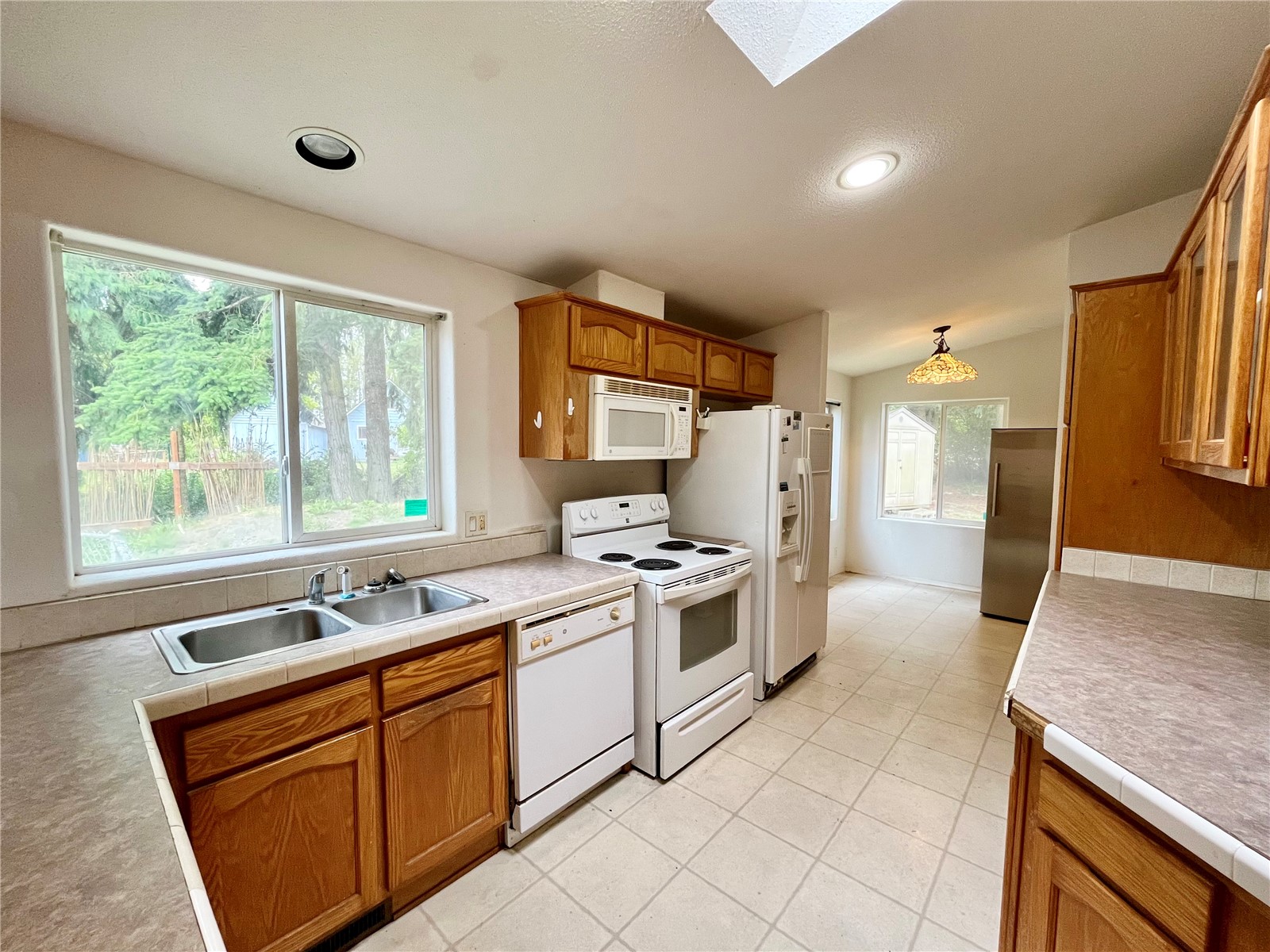 41 Allen Dr Property Photo 8