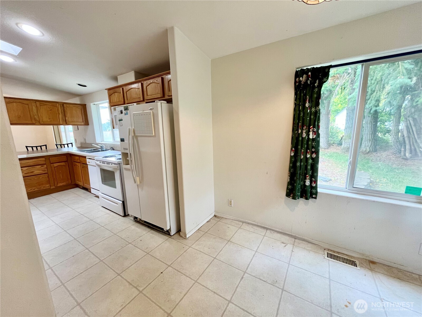 41 Allen Dr Property Photo 11