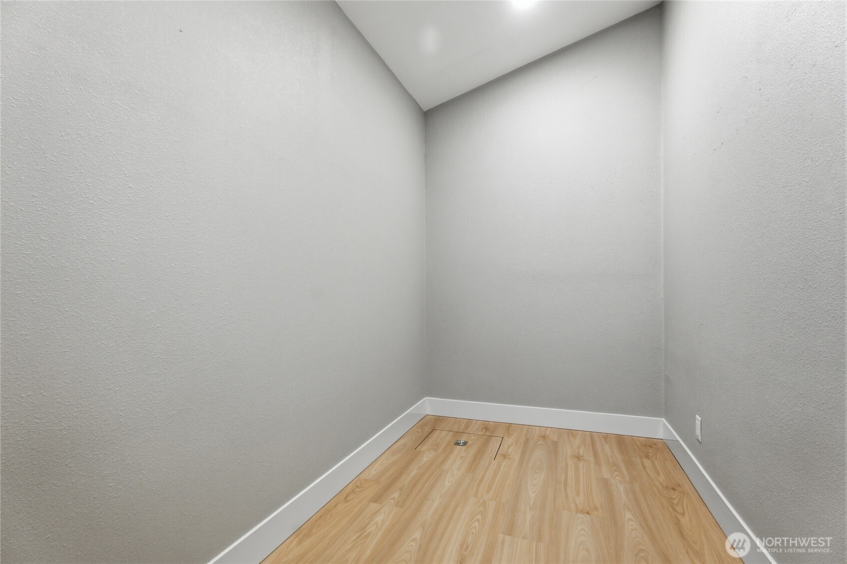 35224 312th Way Property Photo 17