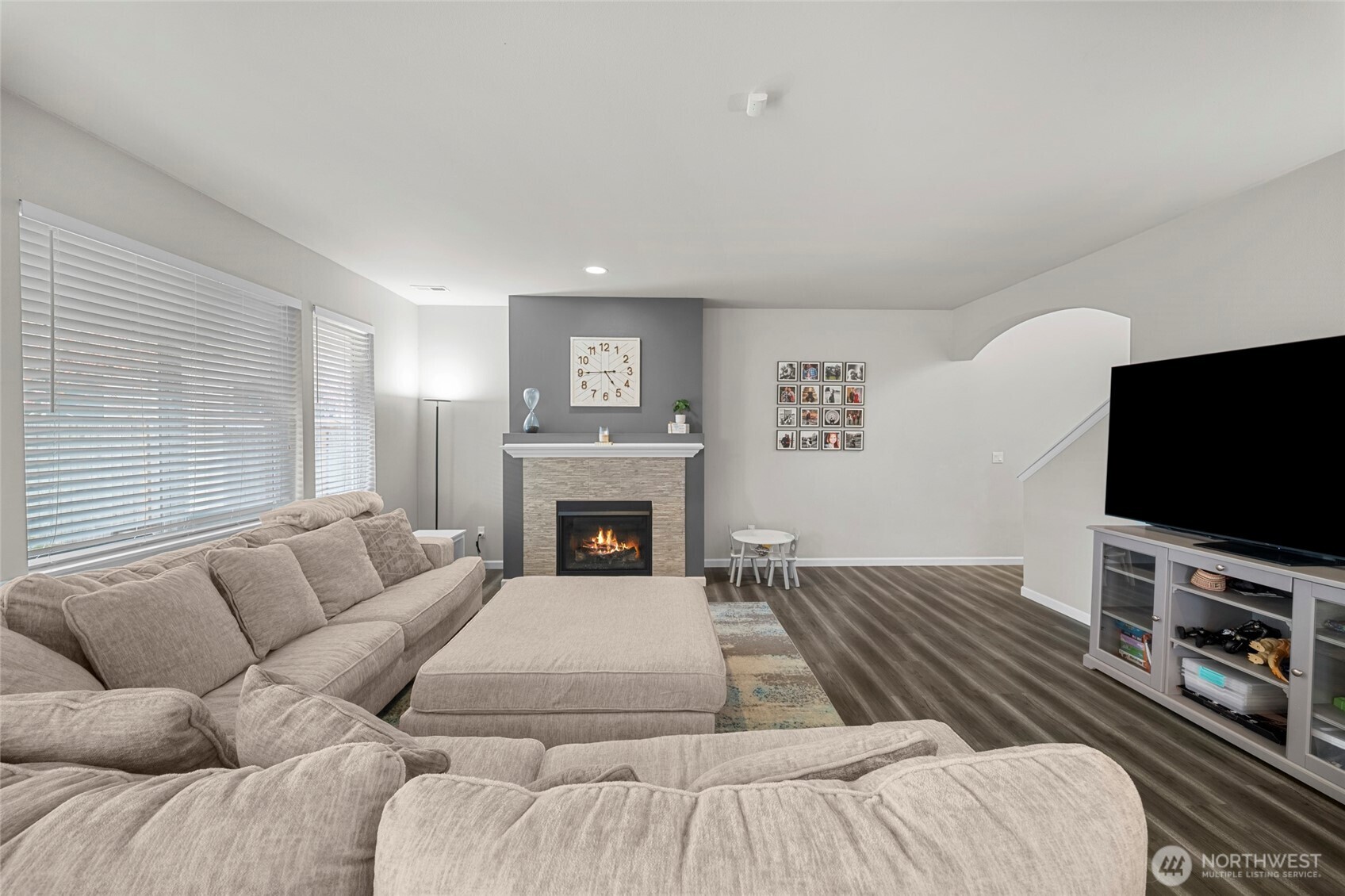 9966 Dotson Street Property Photo 3
