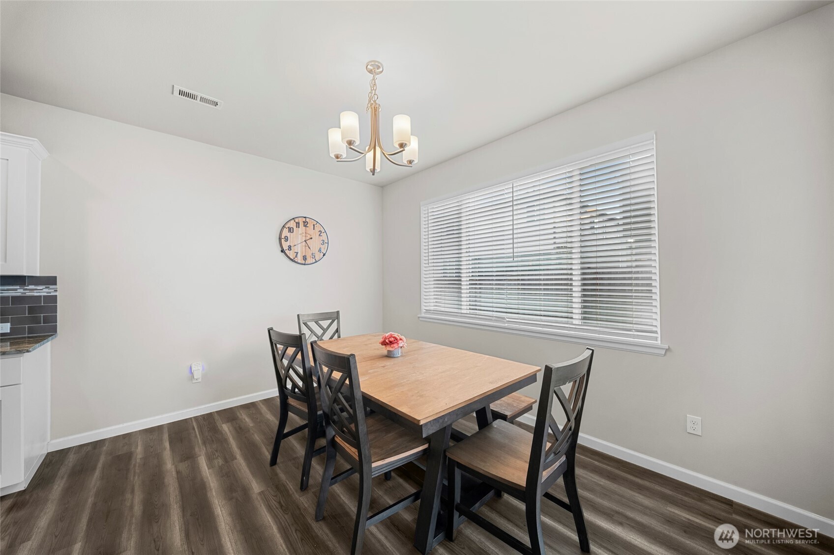 9966 Dotson Street Property Photo 13