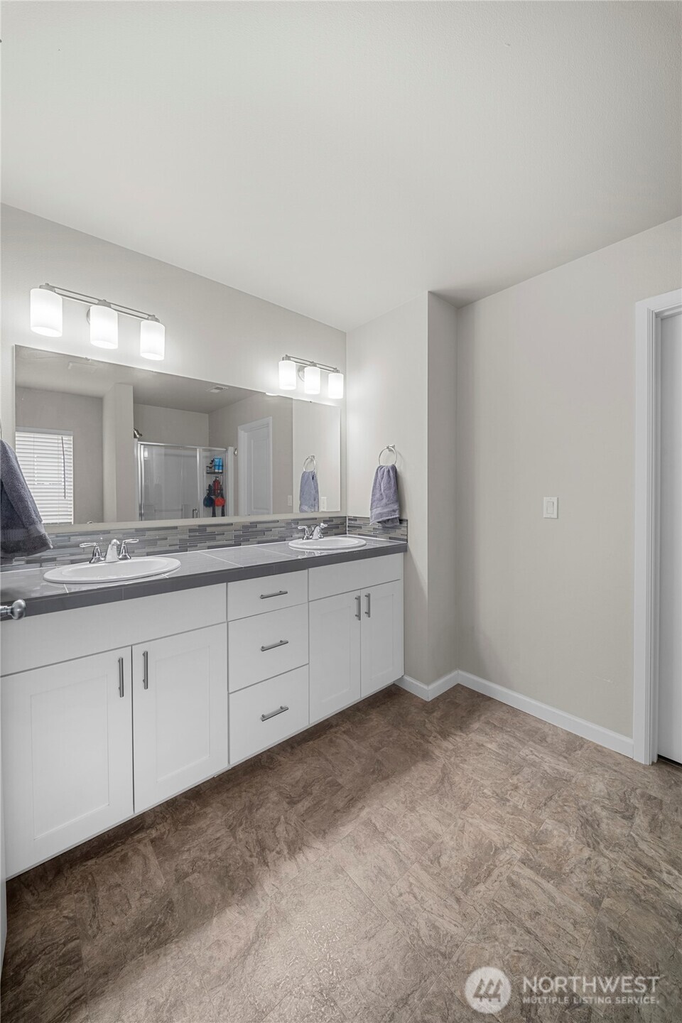 9966 Dotson Street Property Photo 20