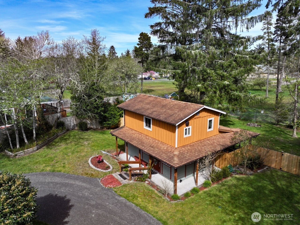 27006 U Street Property Photo 2