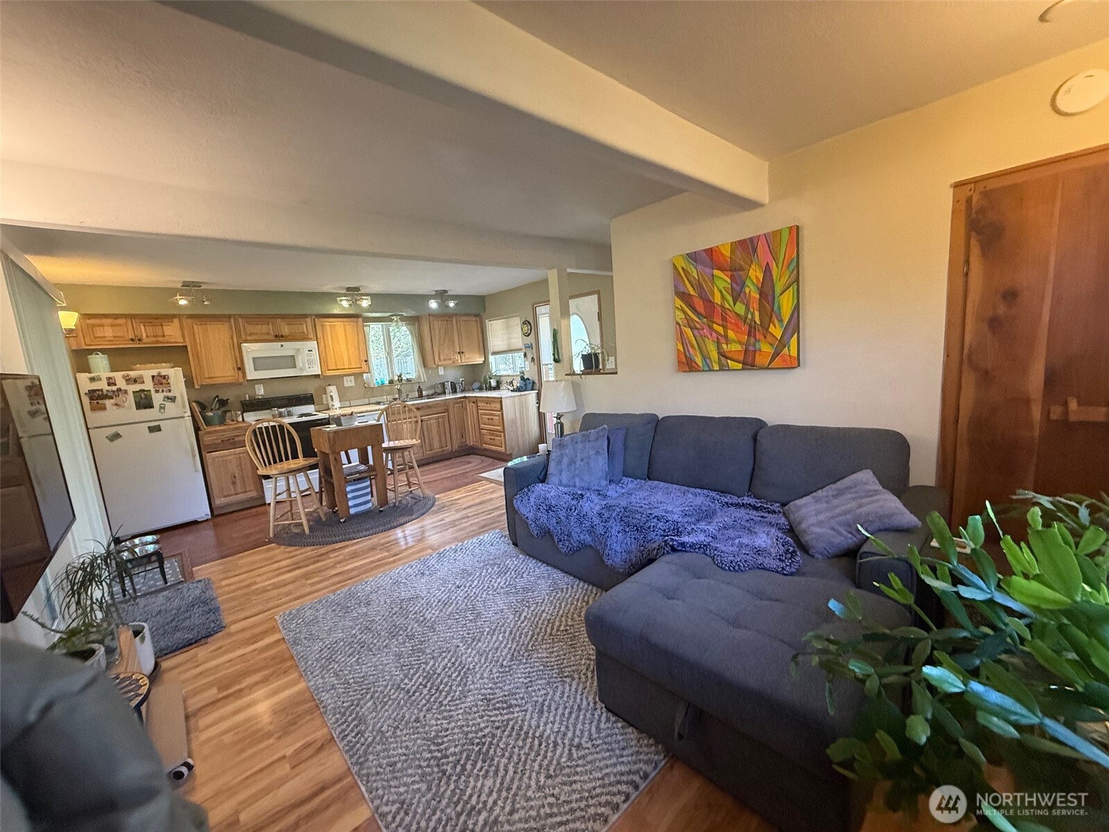 27006 U Street Property Photo 8