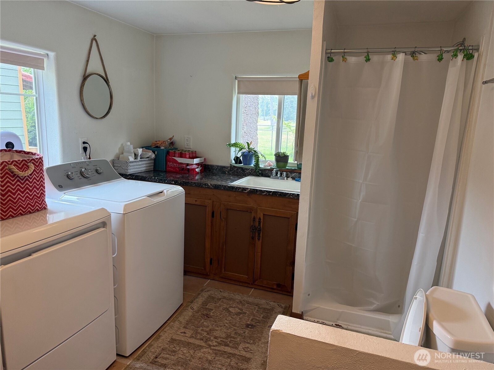 27006 U Street Property Photo 15