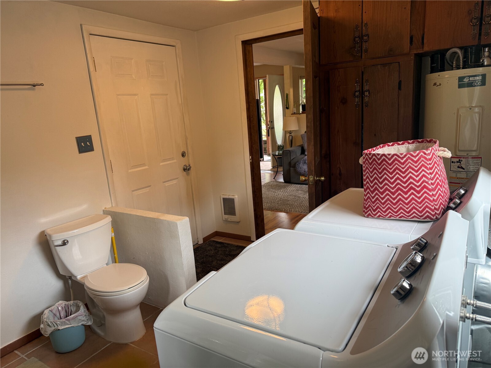 27006 U Street Property Photo 16