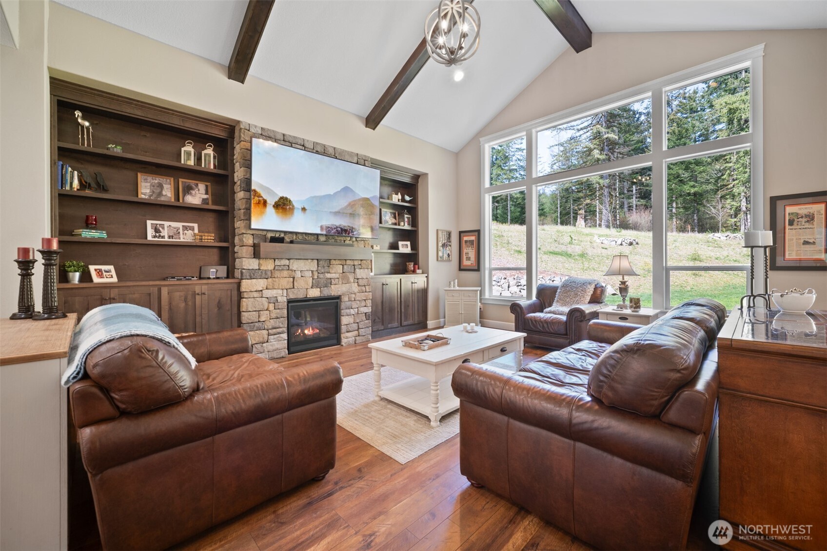 411 Five Peaks Drive Property Photo 8