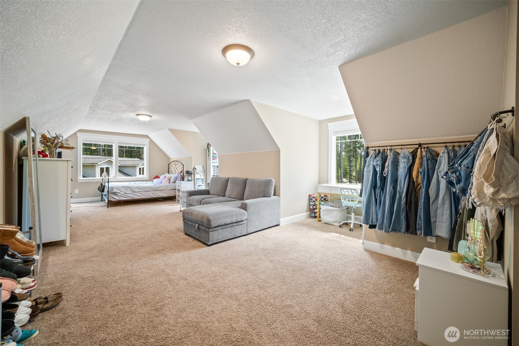 411 Five Peaks Drive Property Photo 22