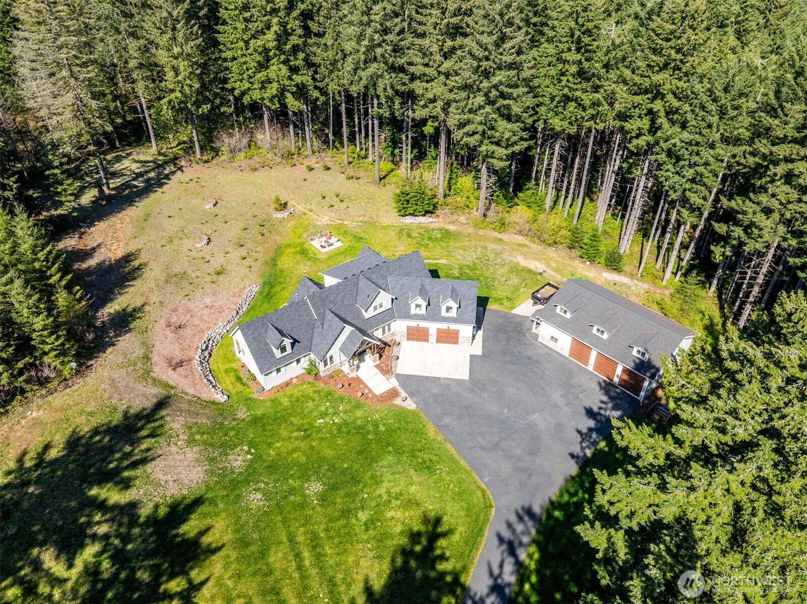 411 Five Peaks Drive Property Photo 37