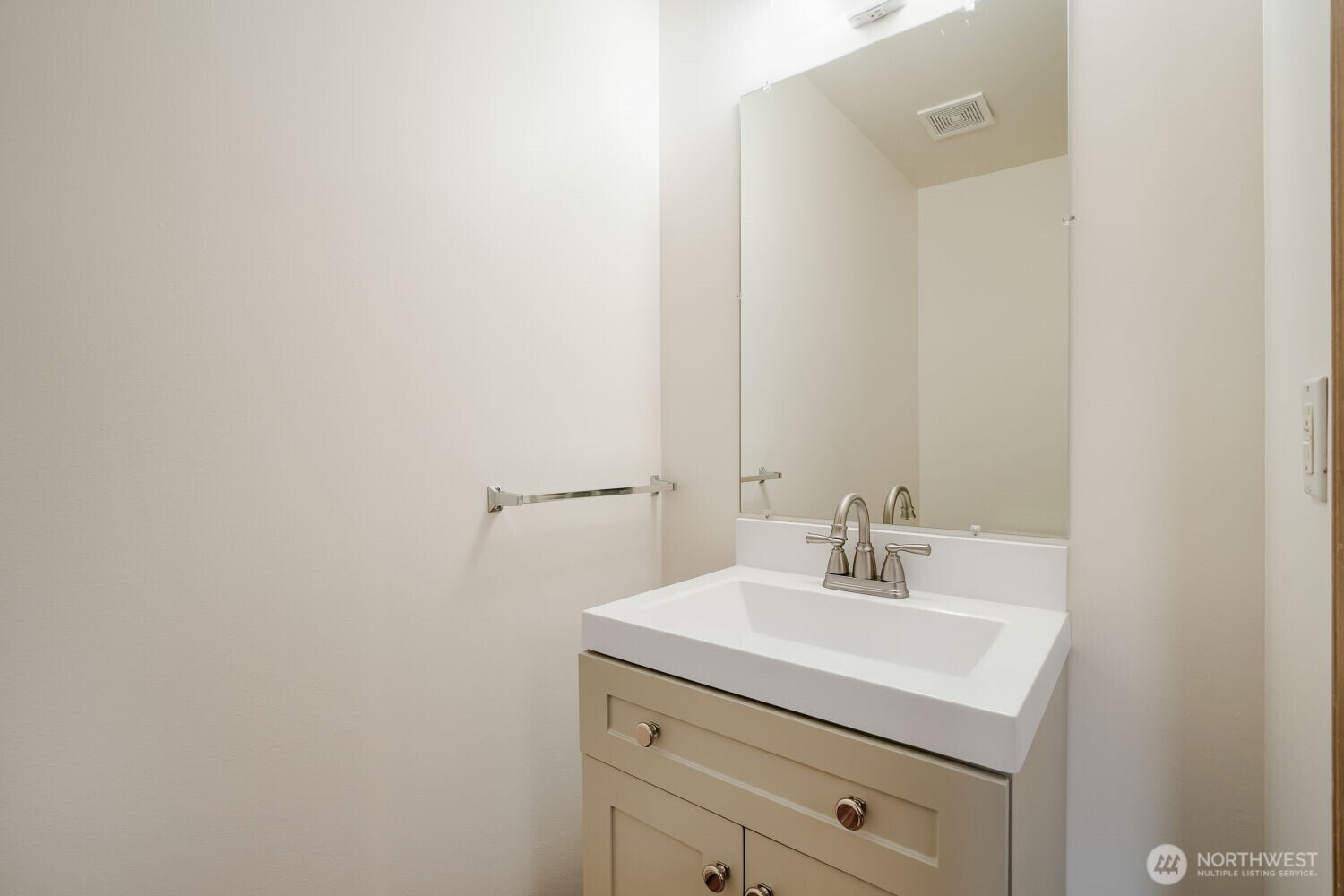 7710 Chicago Court Property Photo 25
