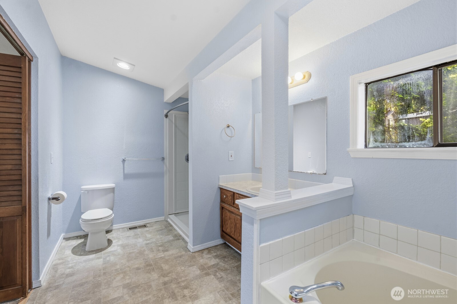 7651 Redstart Drive Property Photo 32