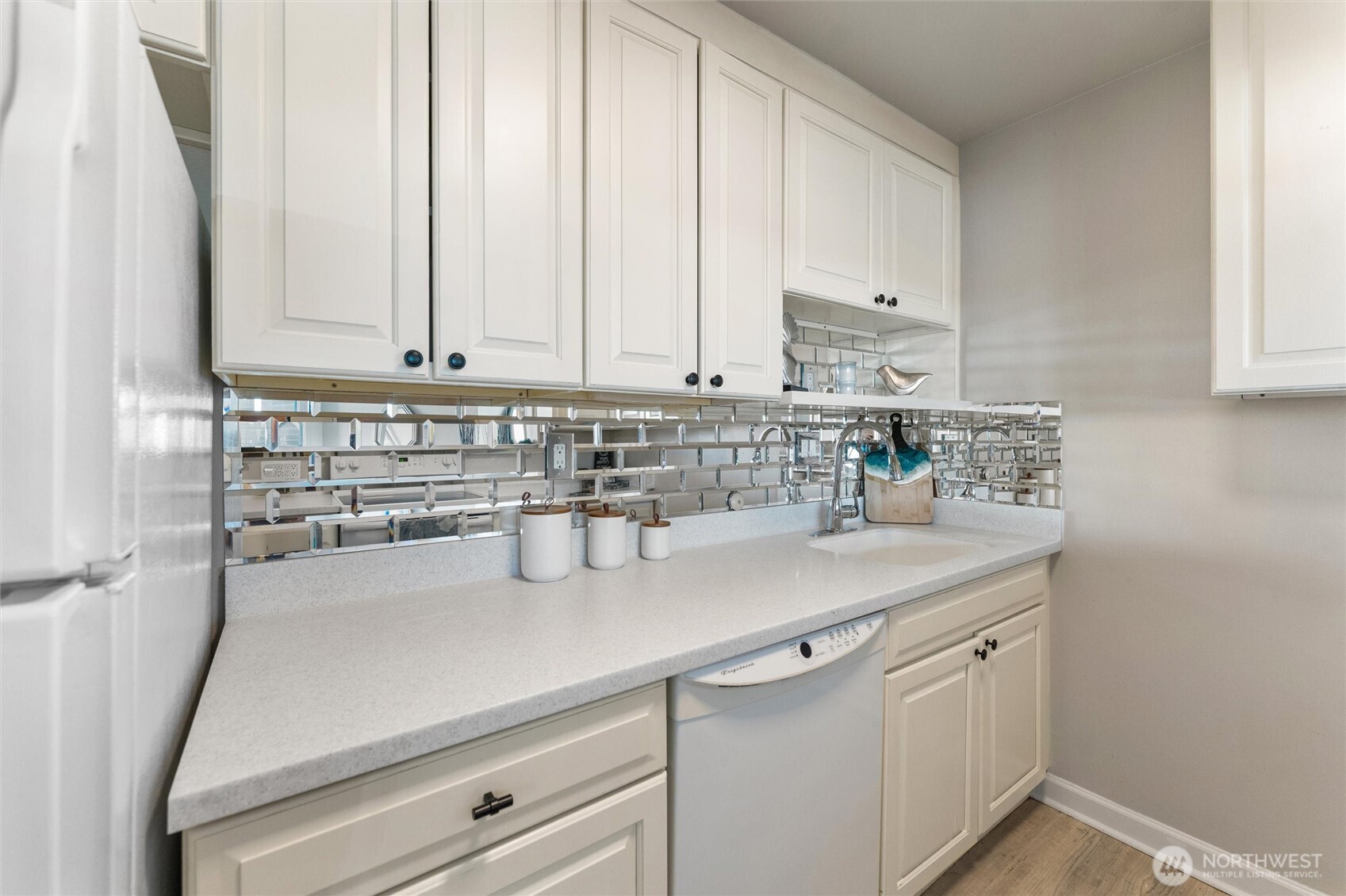 9500 Rainier Avenue 507 Property Photo 12