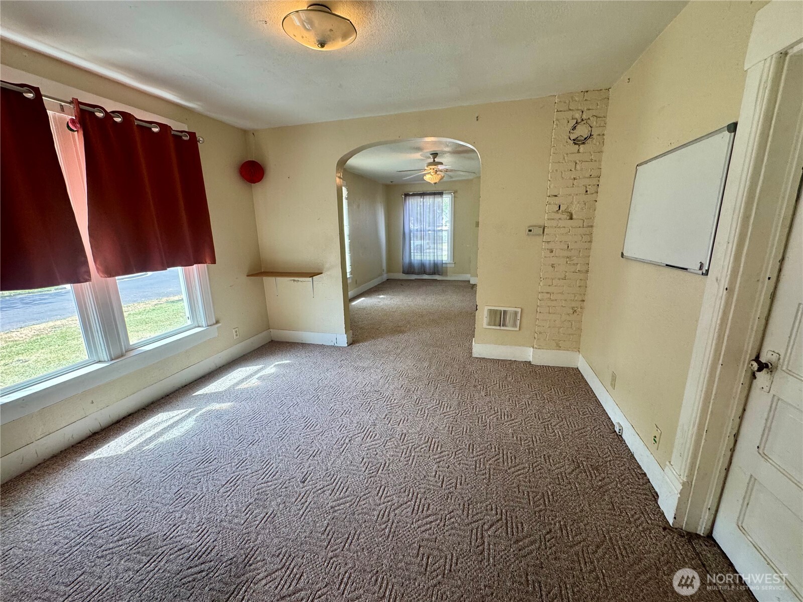 704 N Rose Street Property Photo 11