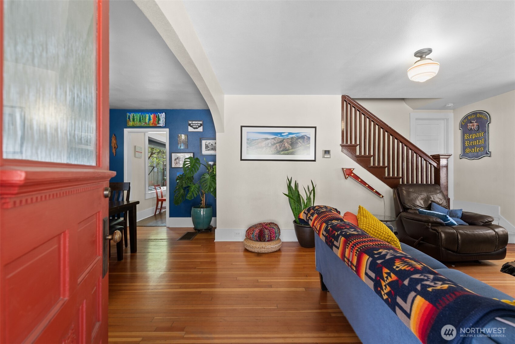 253 Benton Street Property Photo 6