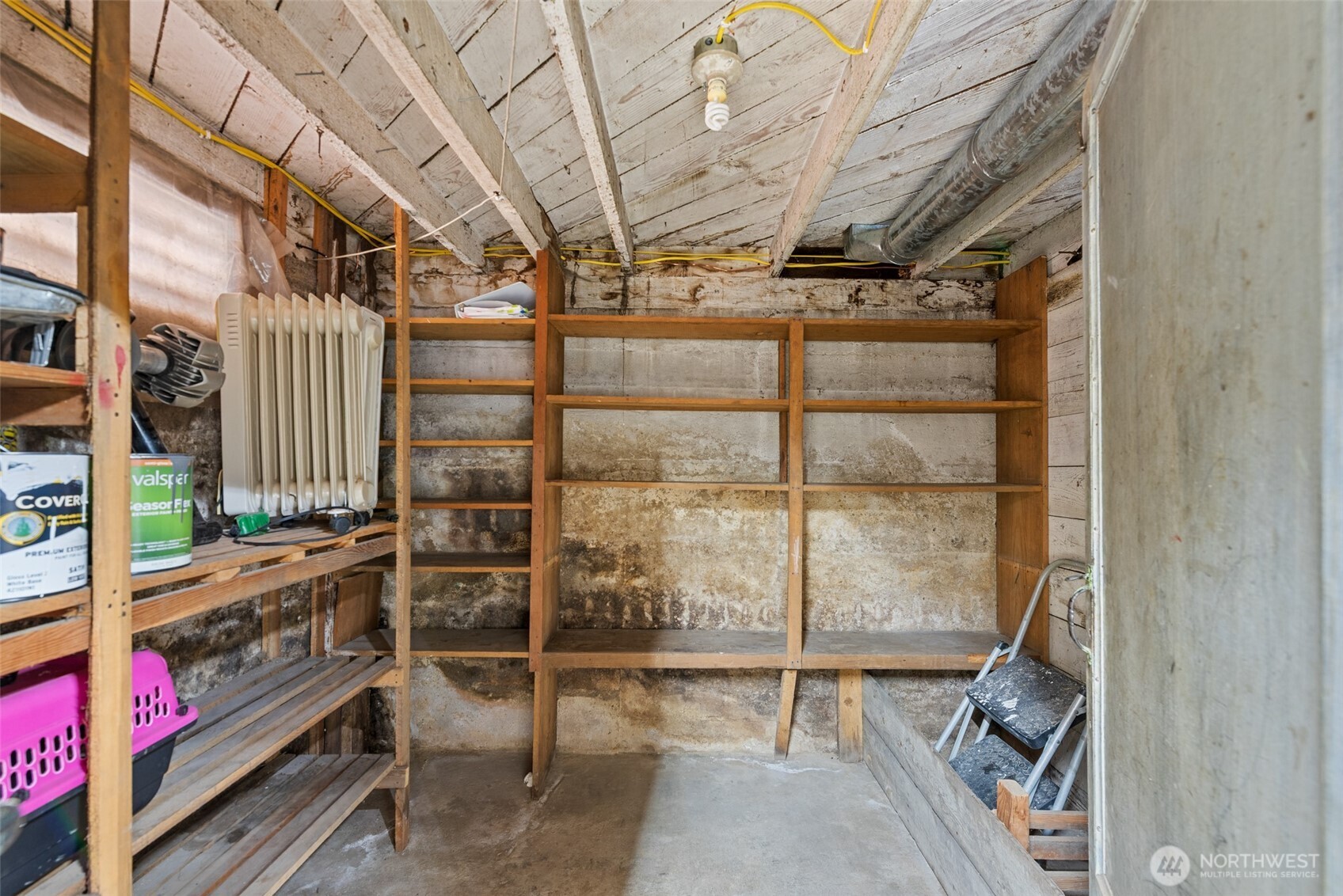 253 Benton Street Property Photo 30