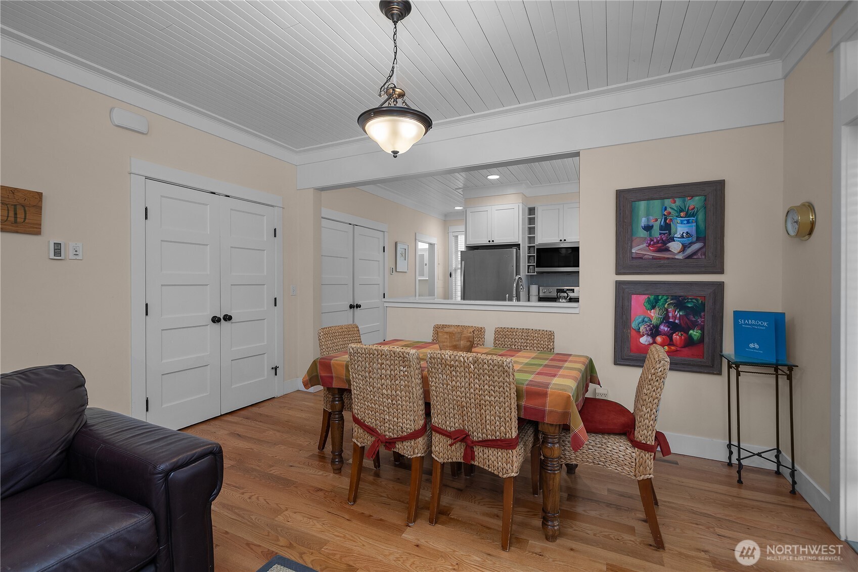 3 Float Lane Property Photo 8