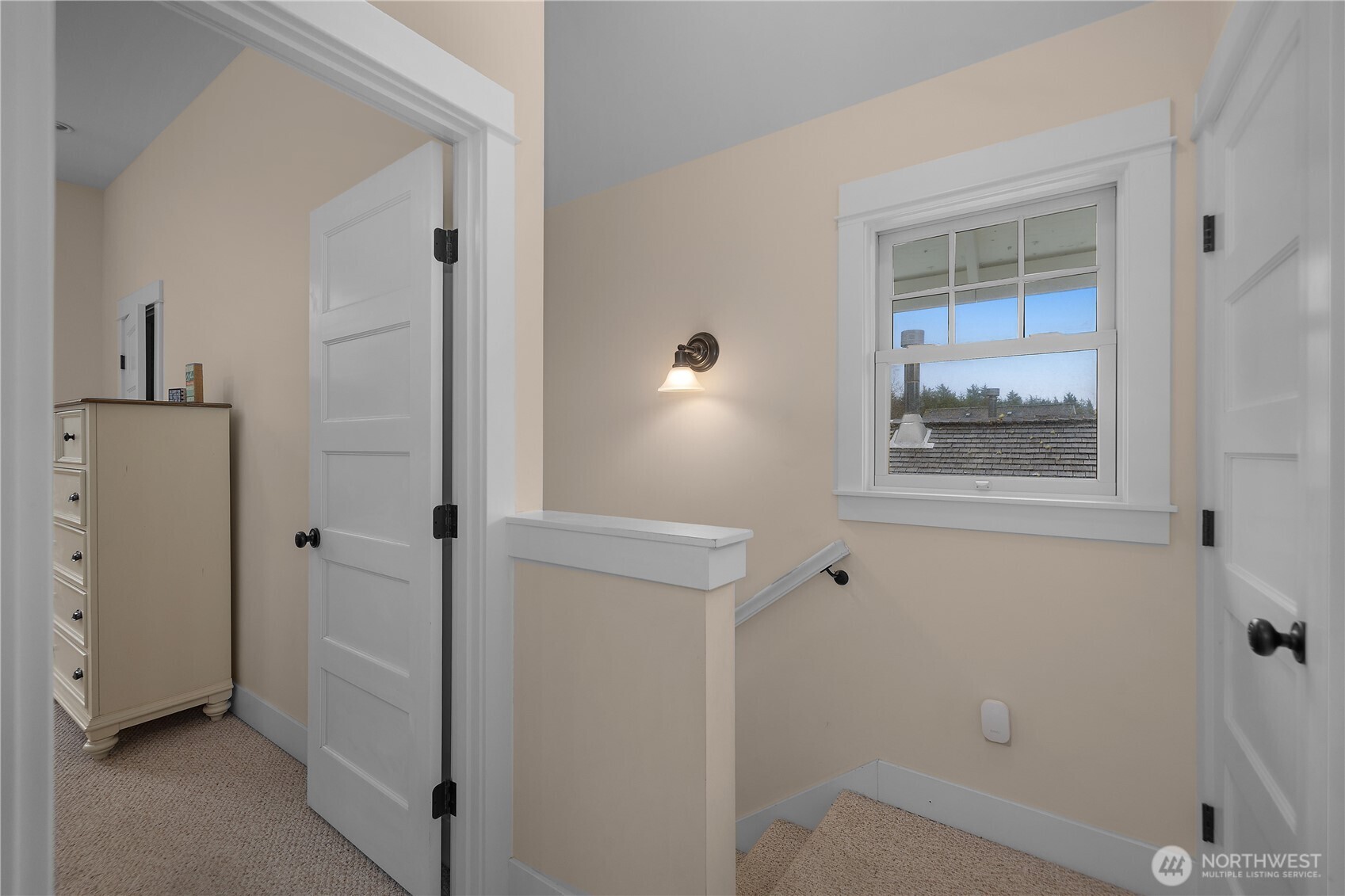 3 Float Lane Property Photo 14