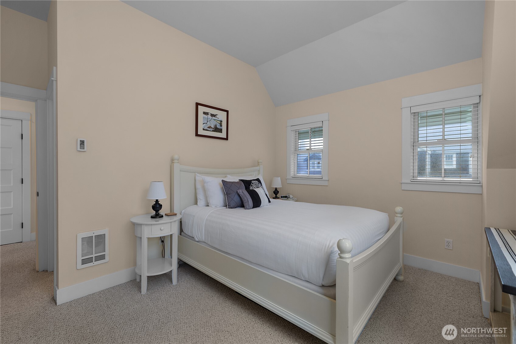 3 Float Lane Property Photo 19