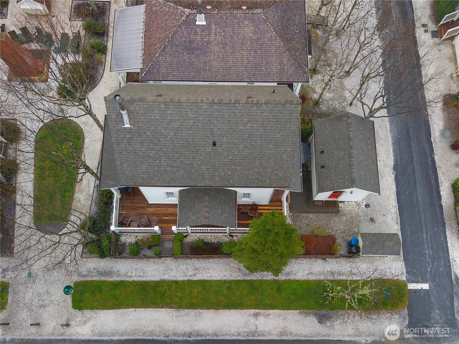 3 Float Lane Property Photo 28
