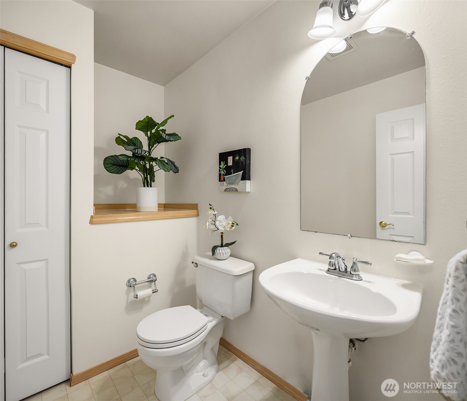 5735 14th Drive B Property Photo 7