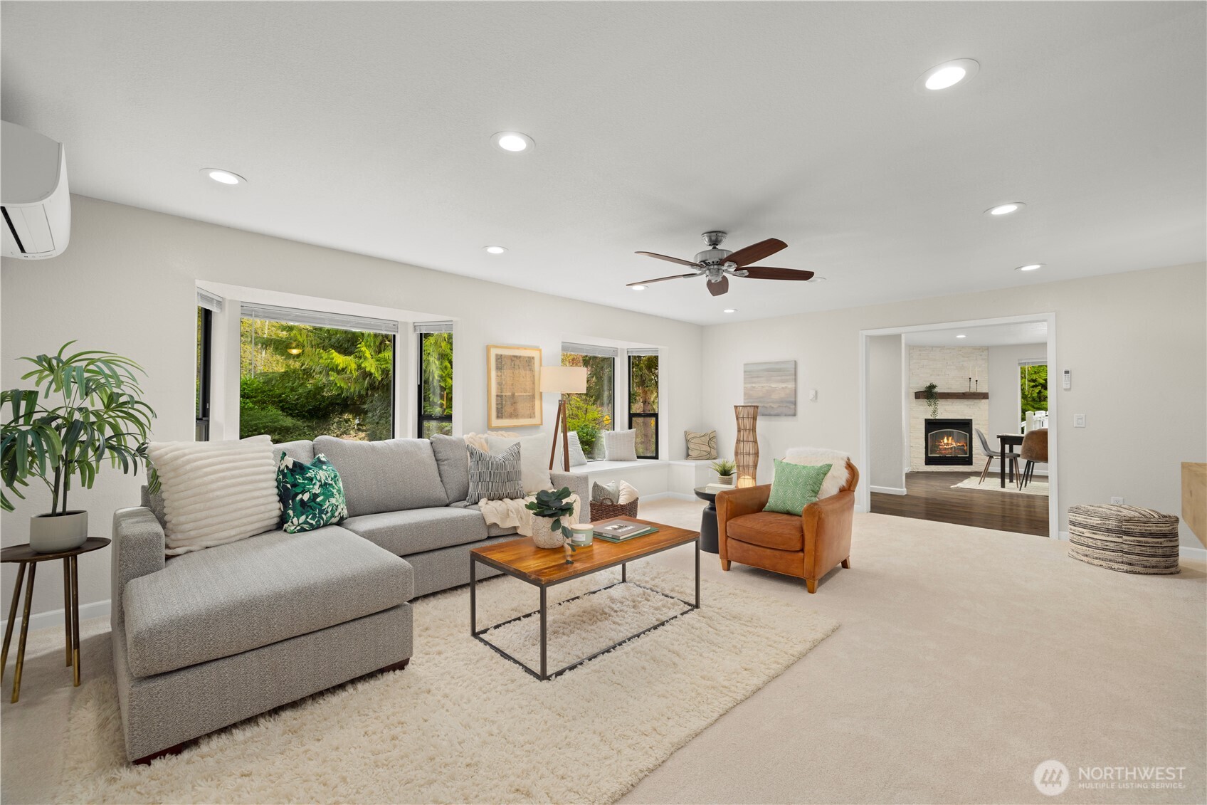 11124 Downes Road Property Photo 11