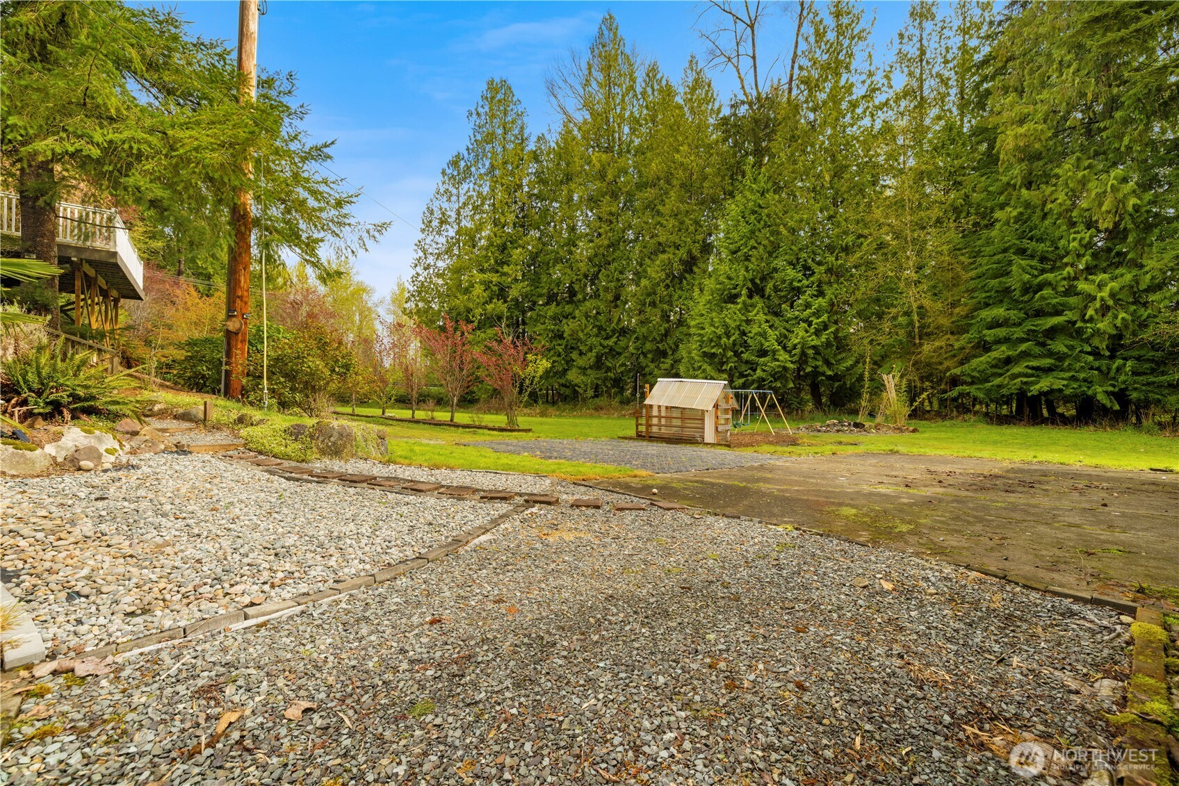 11124 Downes Road Property Photo 31
