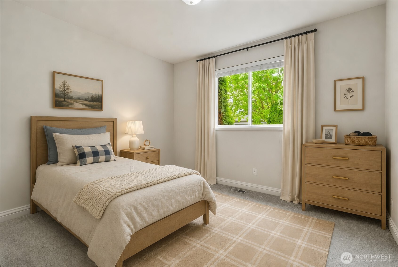 18636 172nd Place Property Photo 14