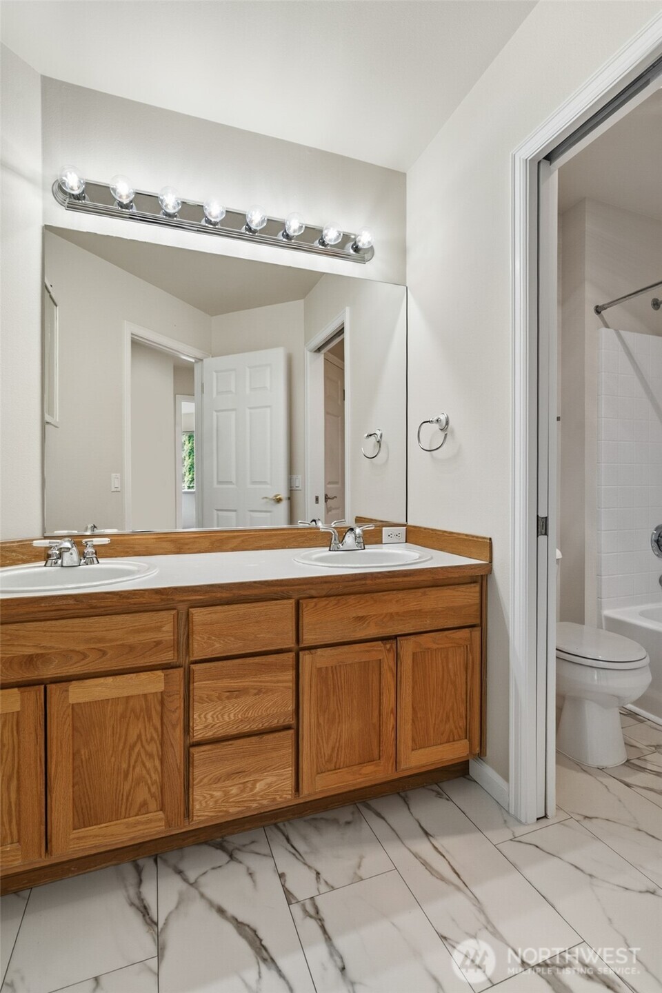 18636 172nd Place Property Photo 26
