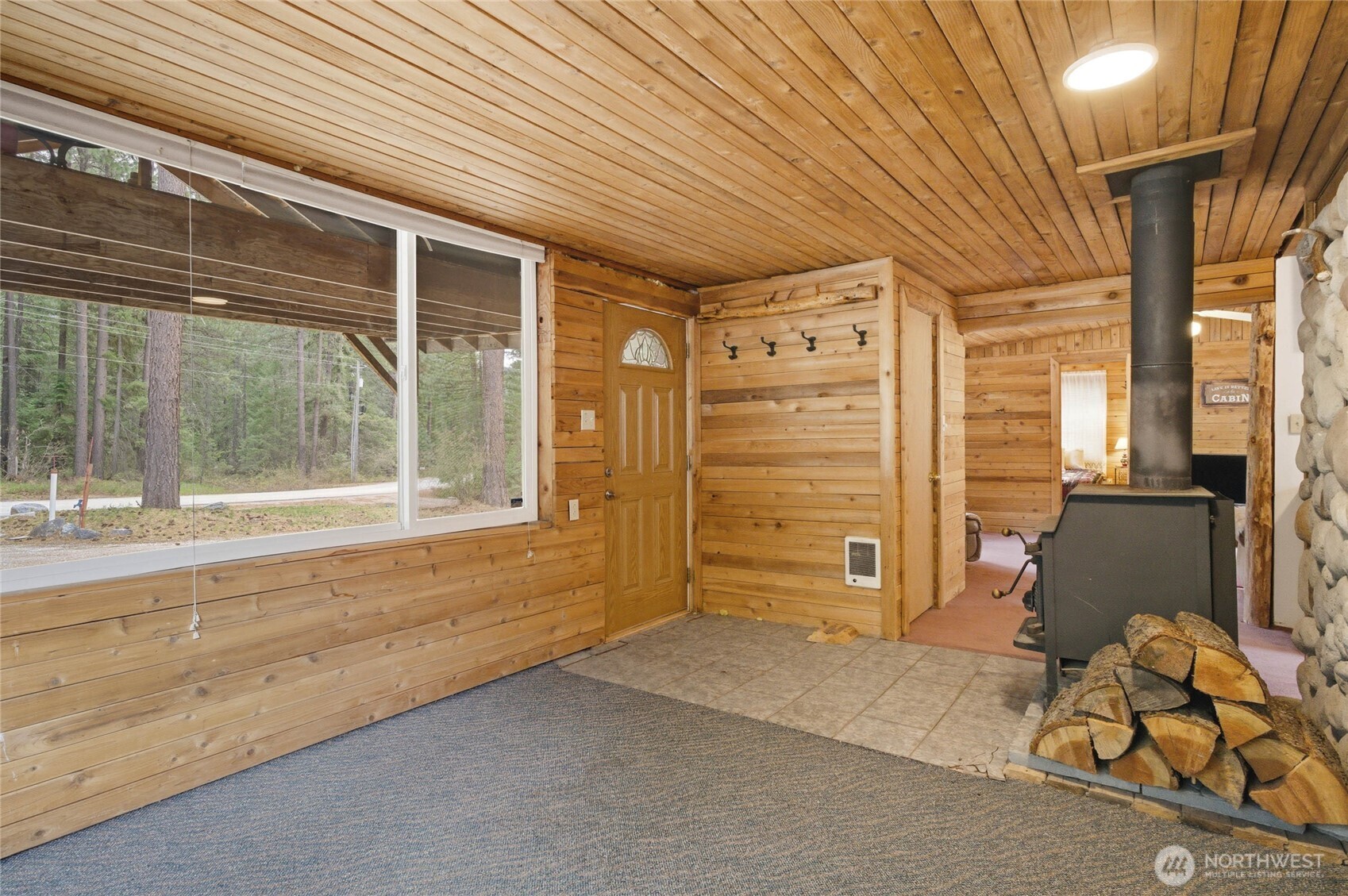 2205 Pine Tree Road Property Photo 8