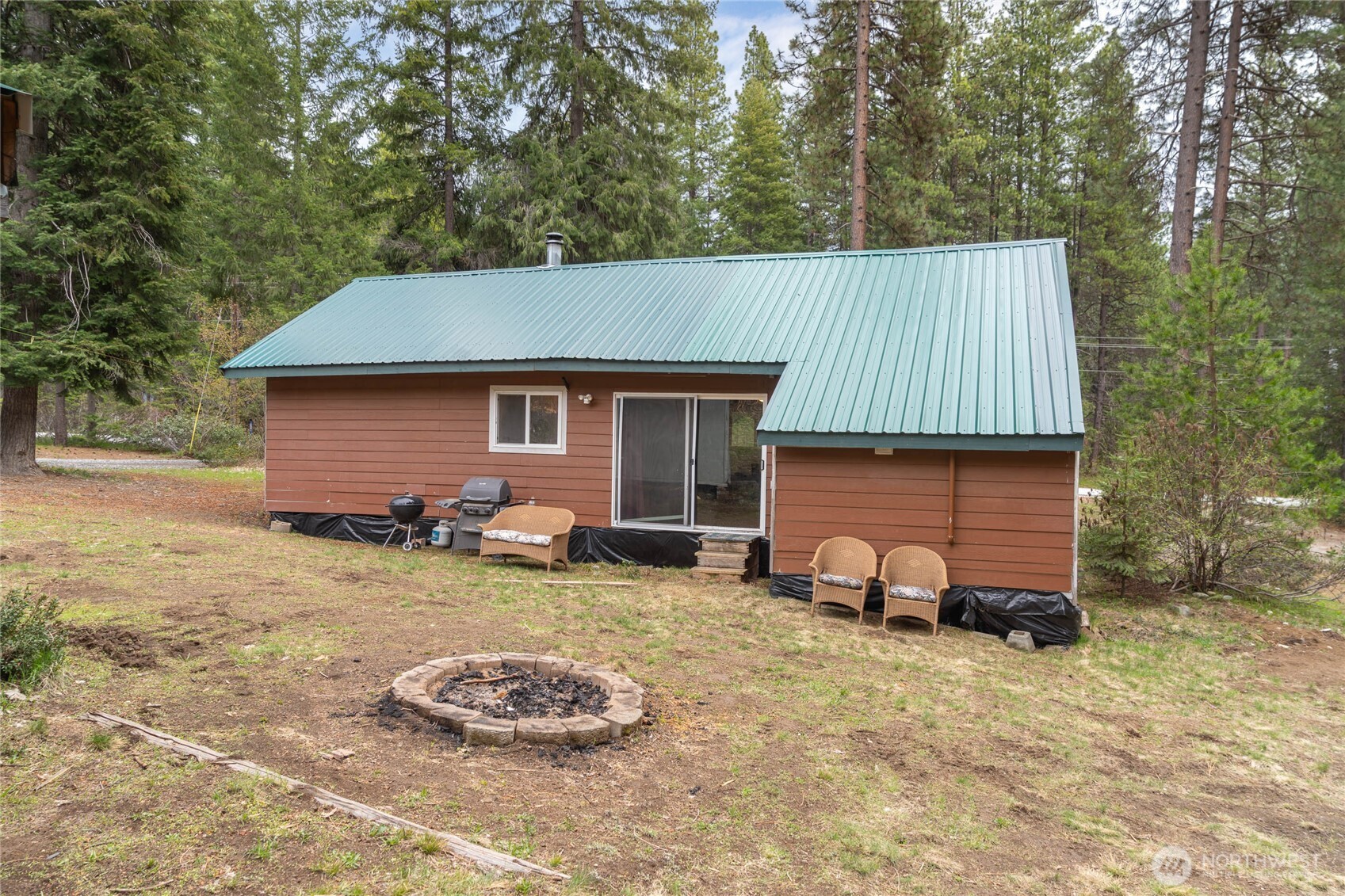 2205 Pine Tree Road Property Photo 18