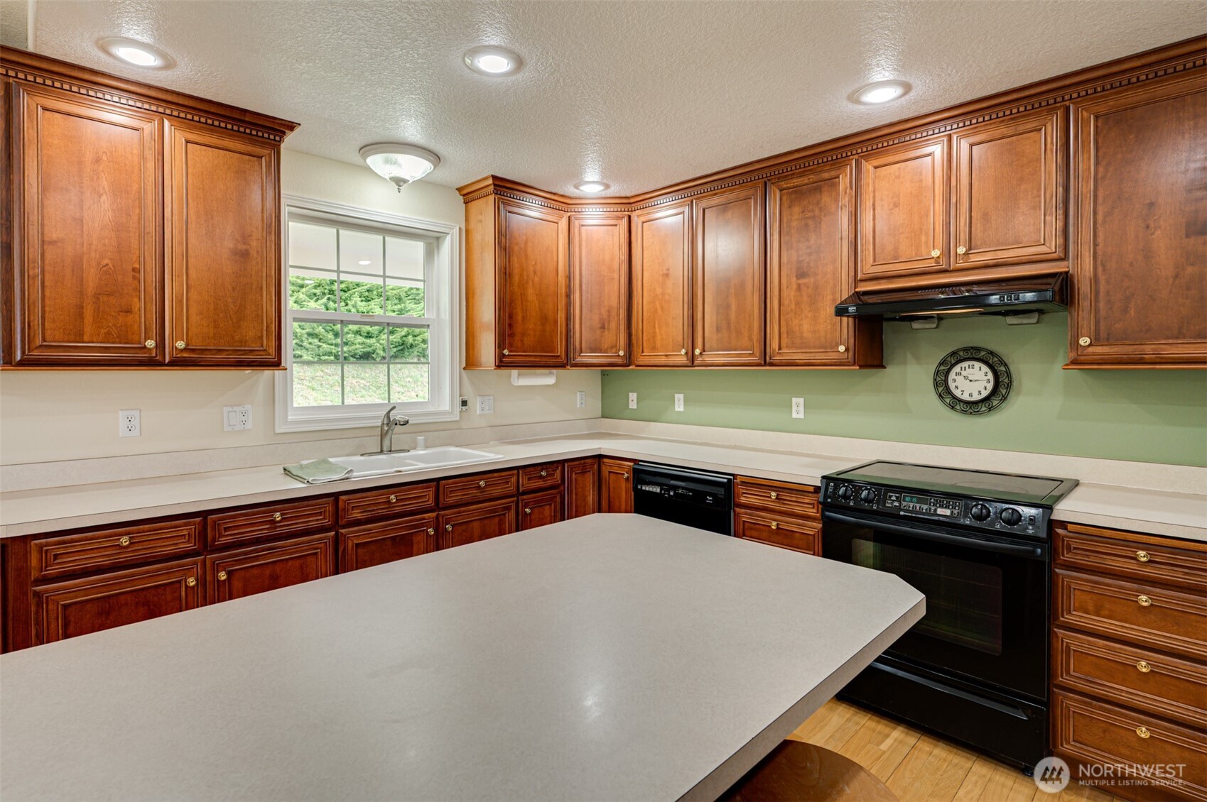 351 Butte Hill Road Property Photo 8