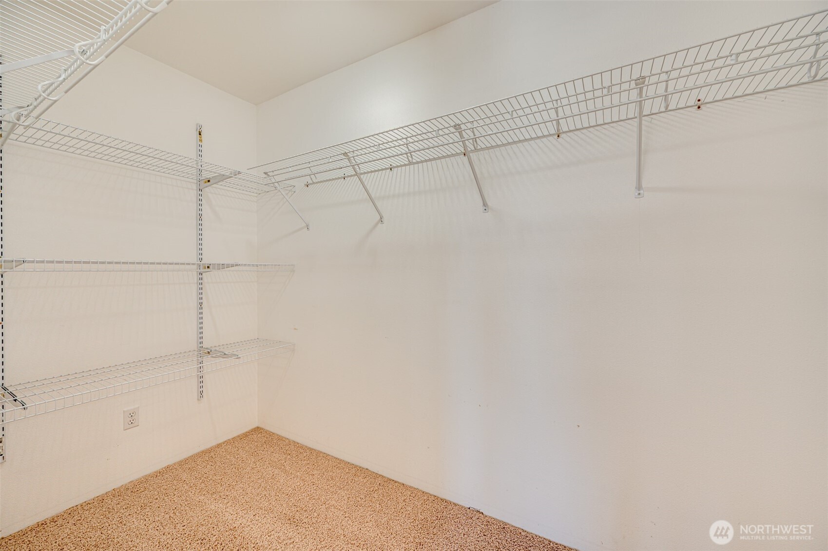 351 Butte Hill Road Property Photo 12