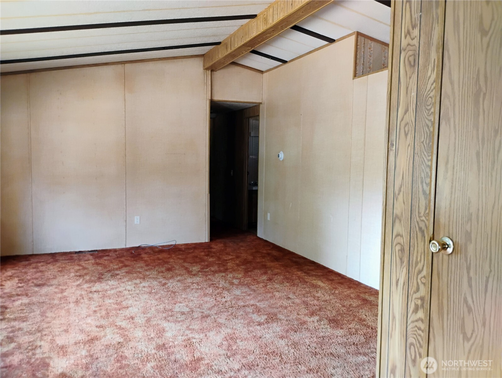 100 Heather Place Property Photo 17