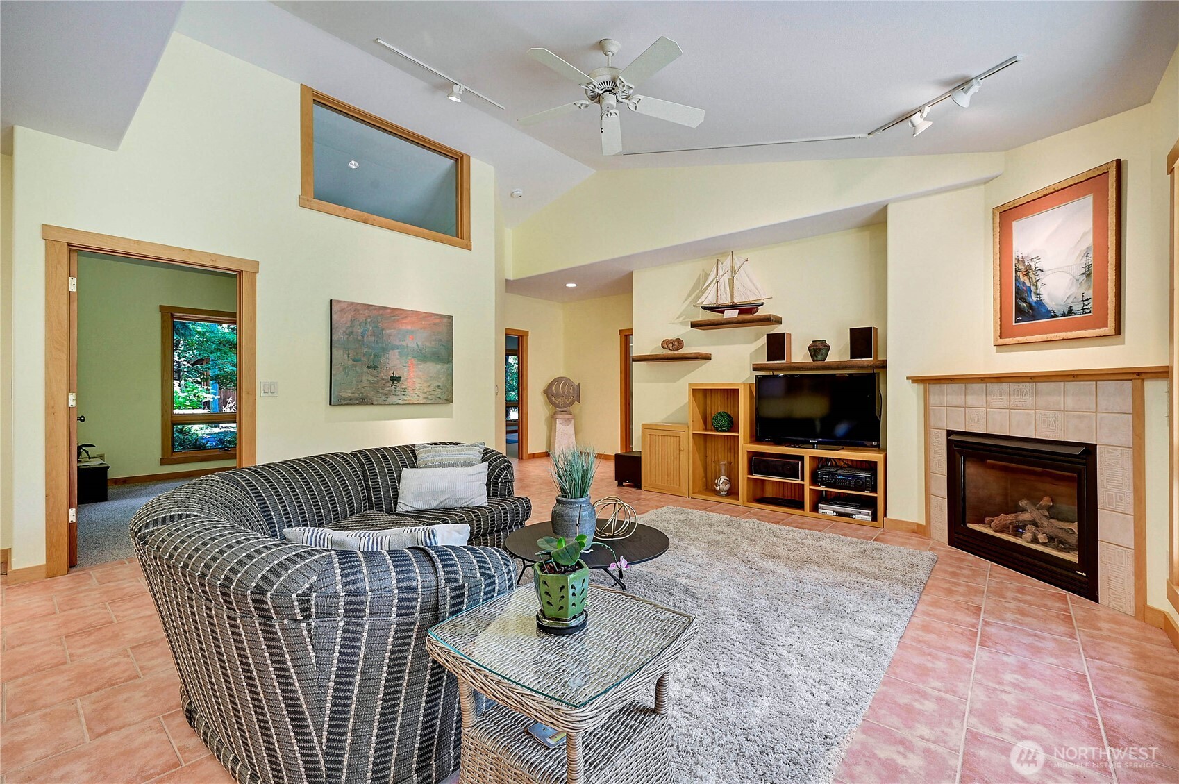 33 Westridge Court Property Photo 6