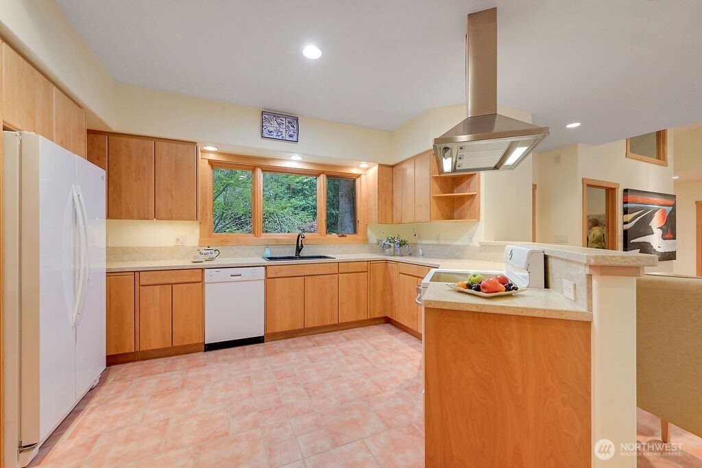 33 Westridge Court Property Photo 12