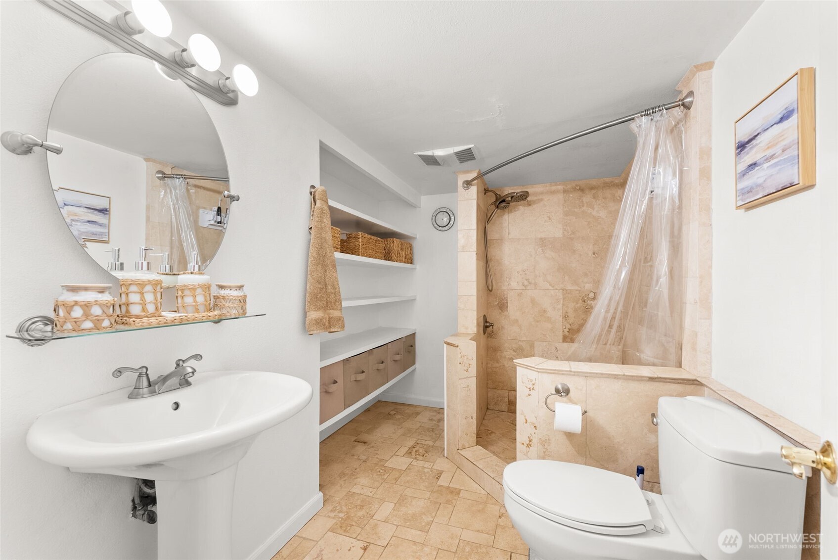 401 W Ocean Avenue Property Photo 16