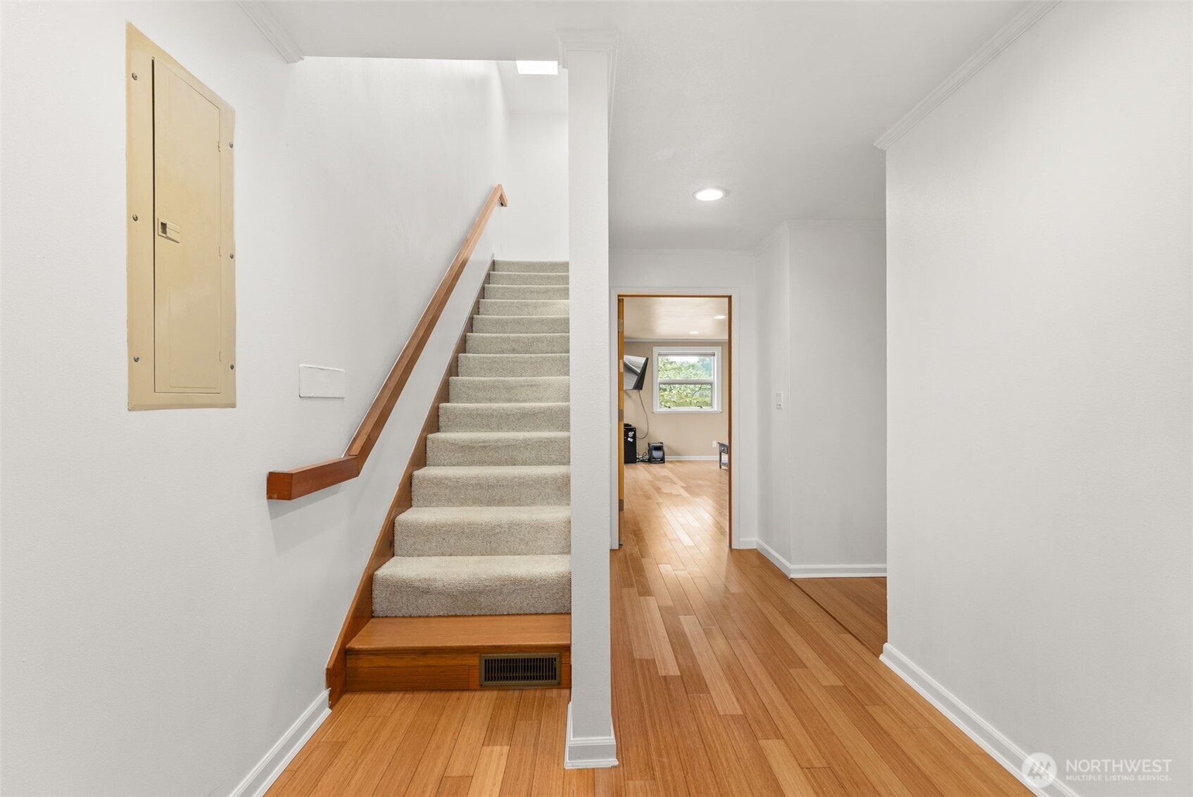 401 W Ocean Avenue Property Photo 19